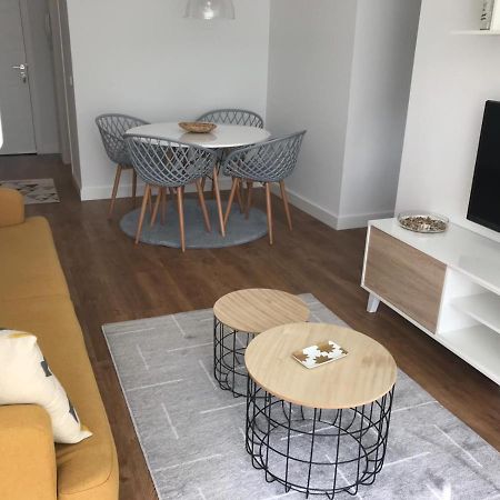 Апартаменты Apartamento Эль-Грове Экстерьер фото